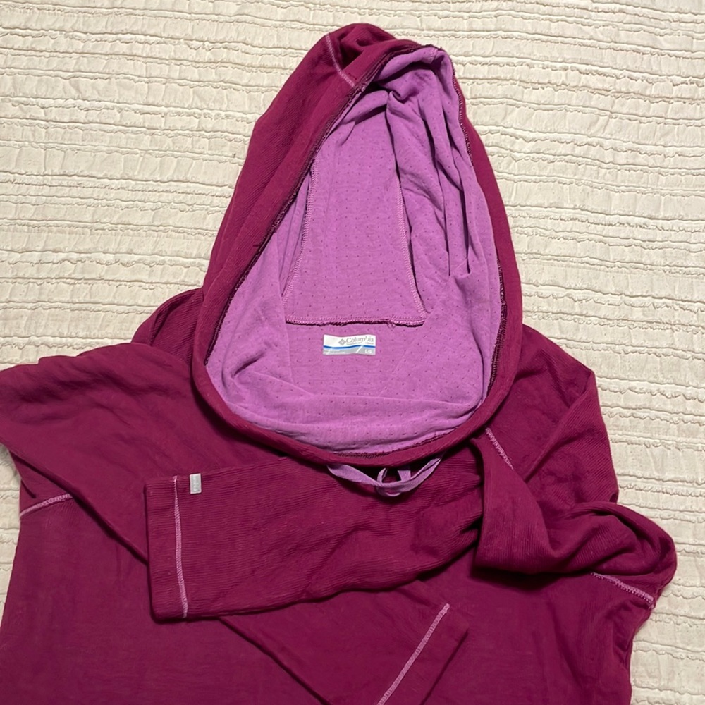 Columbia lightweight sweatshirt